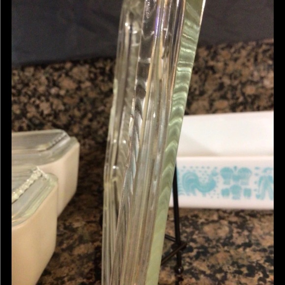 Pyrex Butterprint Vintage Full Set, 1957, 4 Dish & 4 Lids - Picture 6 of 12